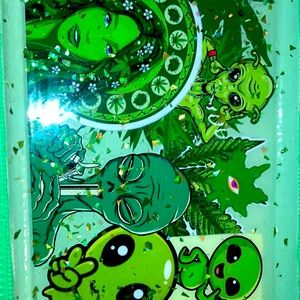 Custom rolling trays! Add pictures and more! To fit you!